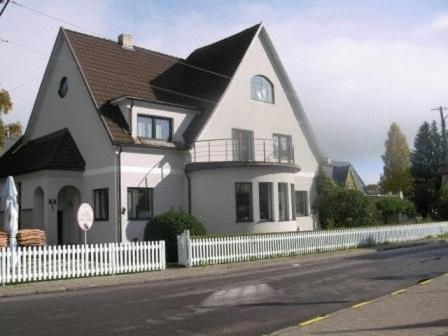 Villa Marleen Пярну Экстерьер фото